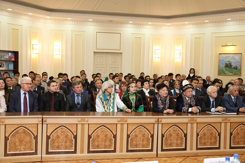 Nadya bilan jinsiy aloqa (uy qurilishi videosi)